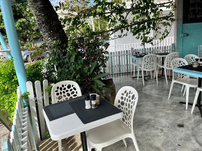 MAVI Rooftop Lounge
